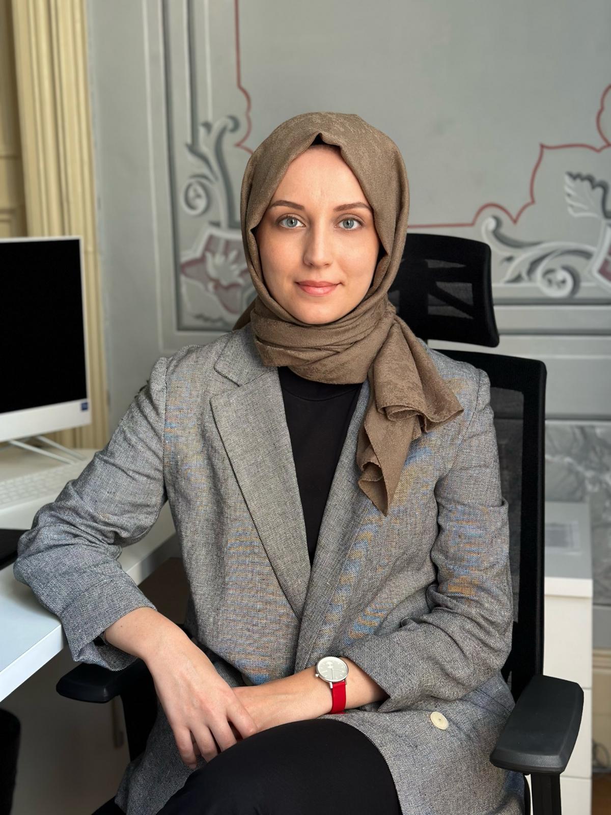 Elif Kondakçı.jpg (271 KB)