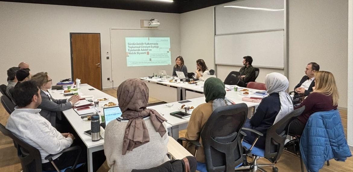 Uluslararası İlişkiler Bölümü Seminerleri Serisi'nin 8. Oturumu gerçekleşti!